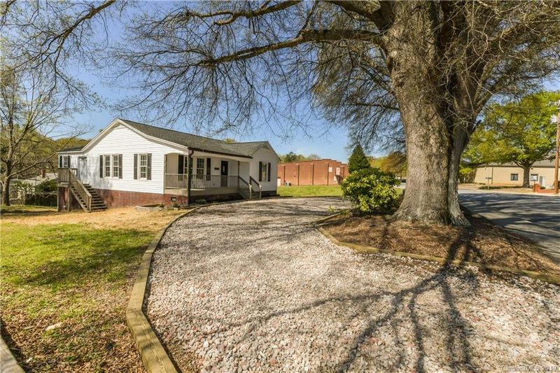 550 C St, Kannapolis, NC 28083