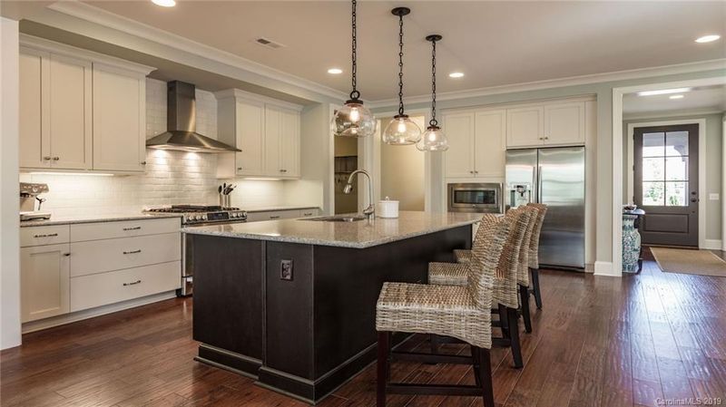 9138 Robbins Preserve Rd, Cornelius, NC 28031