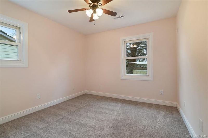 5419 Lawrence Orr Rd, Charlotte, NC 28212