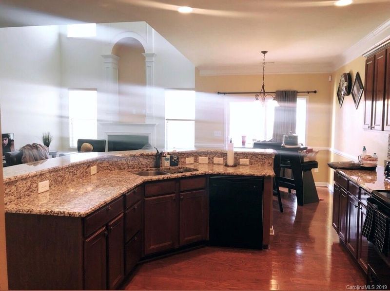 6000 Centerview Dr #408, Indian Trail, NC 28079