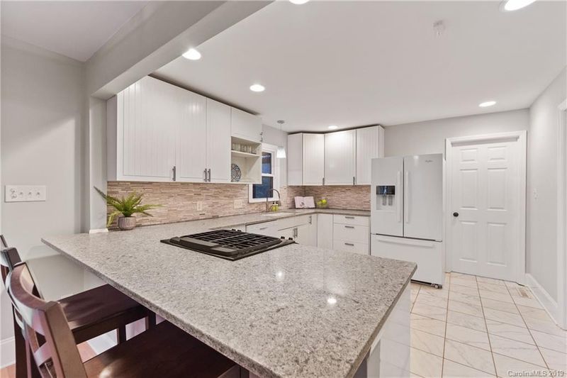 6053 Kingstree Dr, Charlotte, NC 28210