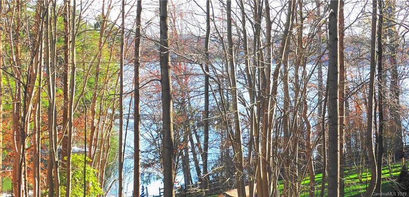 105 Redbud Ln, Troutman, NC 28166