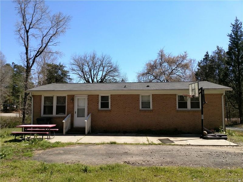 11310 Troutman Rd, Midland, NC 28107