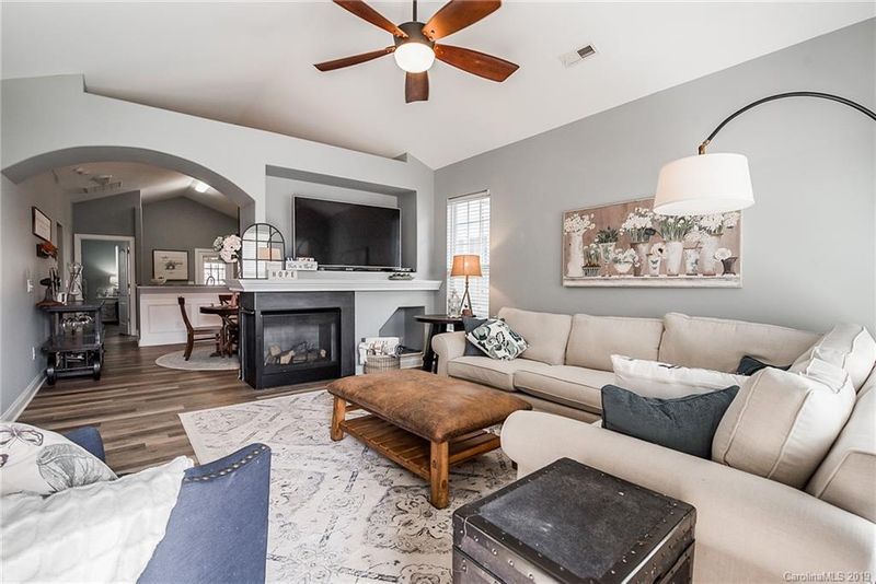 9644 Marquette St #811, Concord, NC 28027