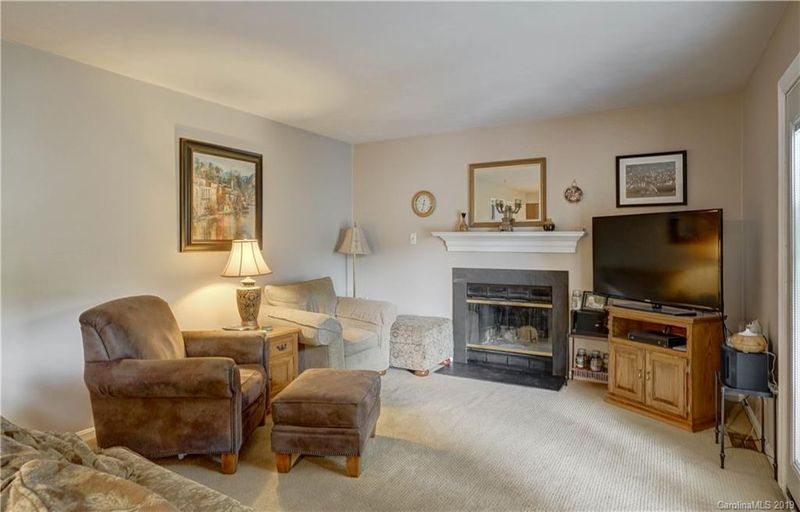 154 Caroline Ct, Denver, NC 28037