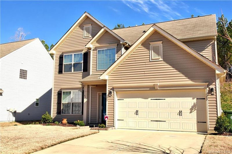 512 Augustus Ln, Mount Holly, NC 28120
