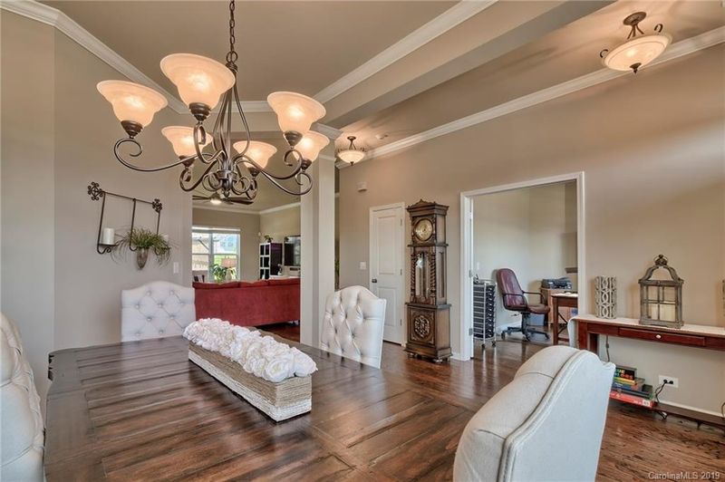 10529 Spring Crest Dr, Harrisburg, NC 28075