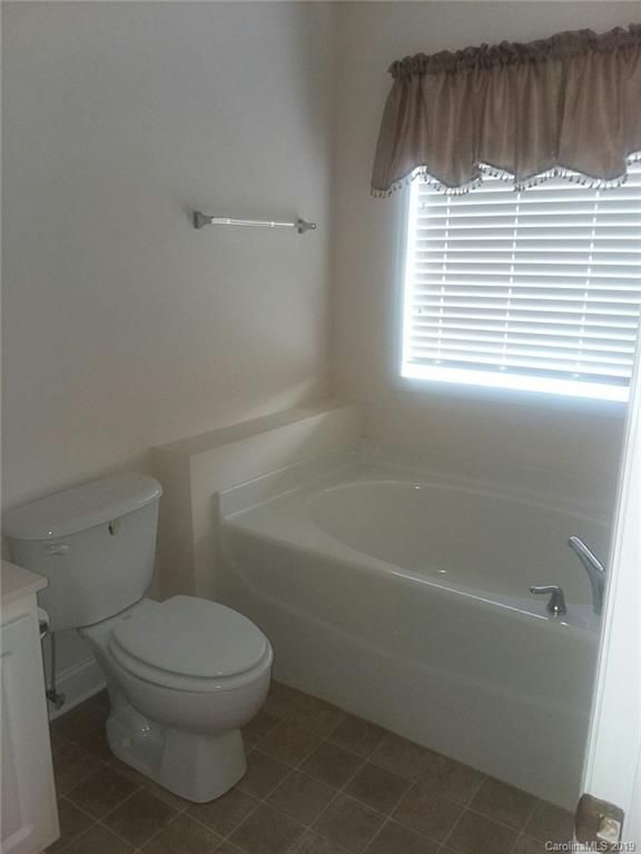 12727 Hill Pine Rd #132, Midland, NC 28107