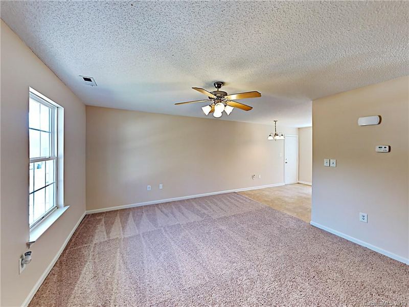 2516 Pine Bark Ct, Gastonia, NC 28052