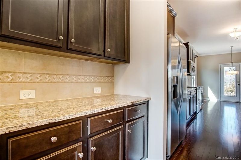 293 Fesperman Cir, Troutman, NC 28166