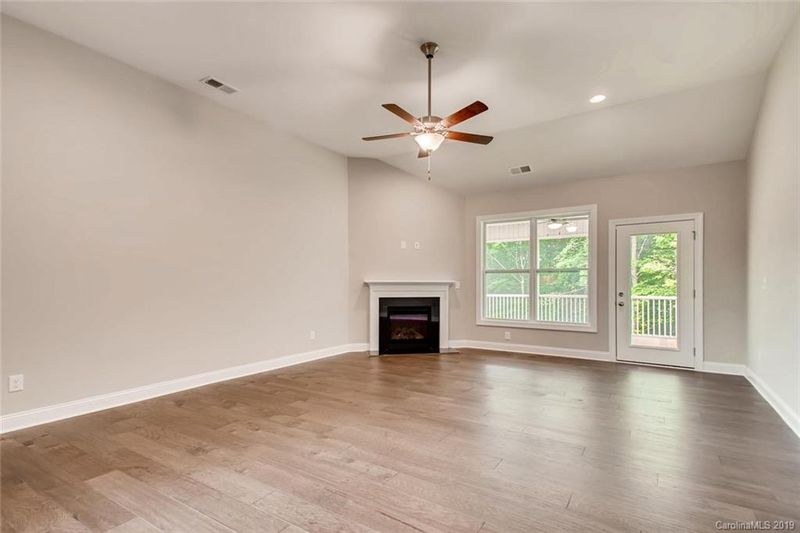 9217 Raven Top Dr #64, Mint Hill, NC 28227