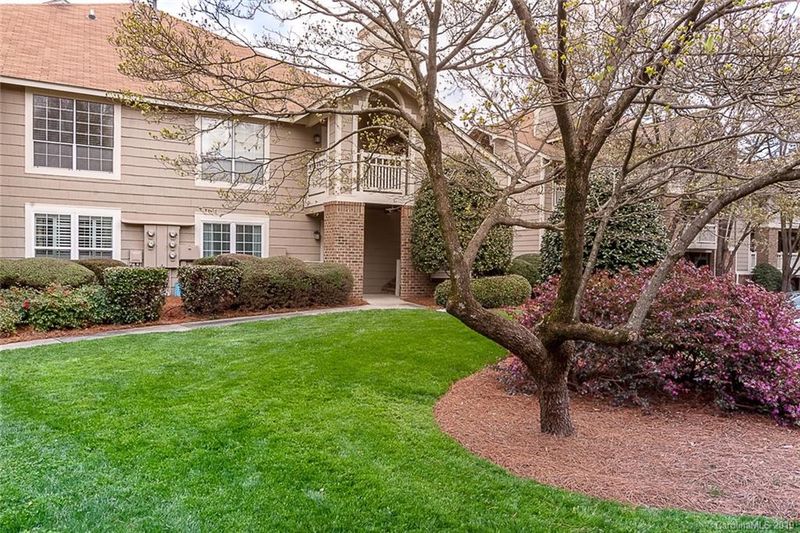 5007 Sharon Rd #K, Charlotte, NC 28210