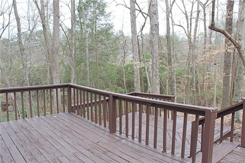 14000 Clearvale Dr, Mint Hill, NC 28227