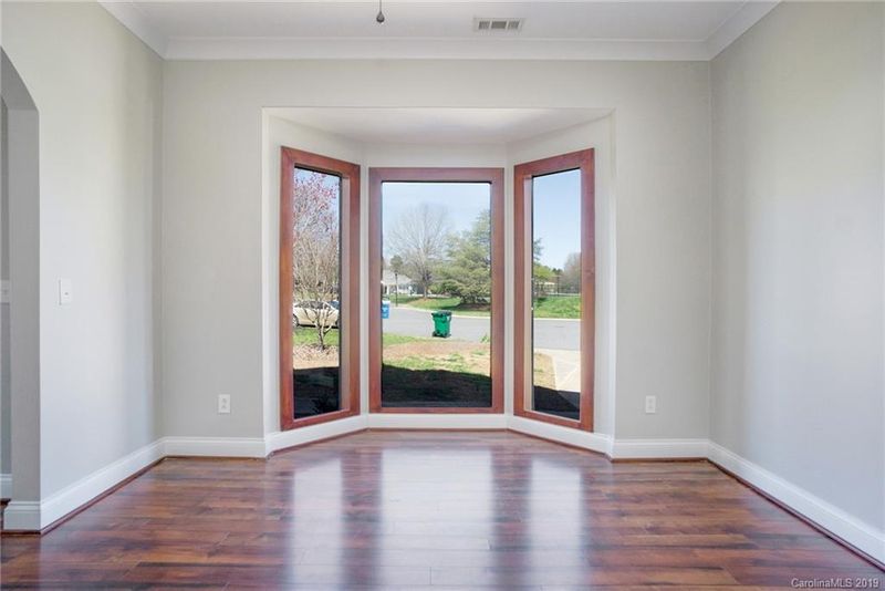 8411 Quintrell Dr, Charlotte, NC 28277