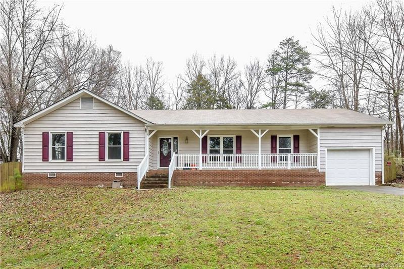2410 Ashford Dr, Concord, NC 28027