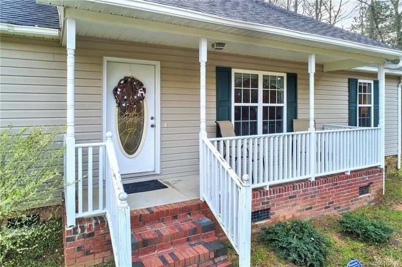 2424 Lowrys Hw, Chester, SC 29706