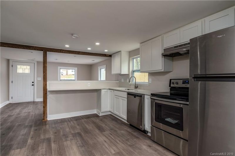 11116 Pine Grove Ave, Mint Hill, NC 28227