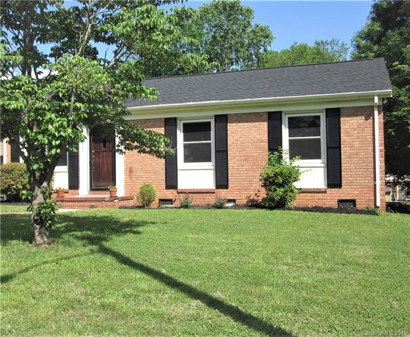 3607 Carlyle Dr, Charlotte, NC 28208