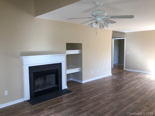 2768 Round Hill Ct, Rock Hill, SC 29730
