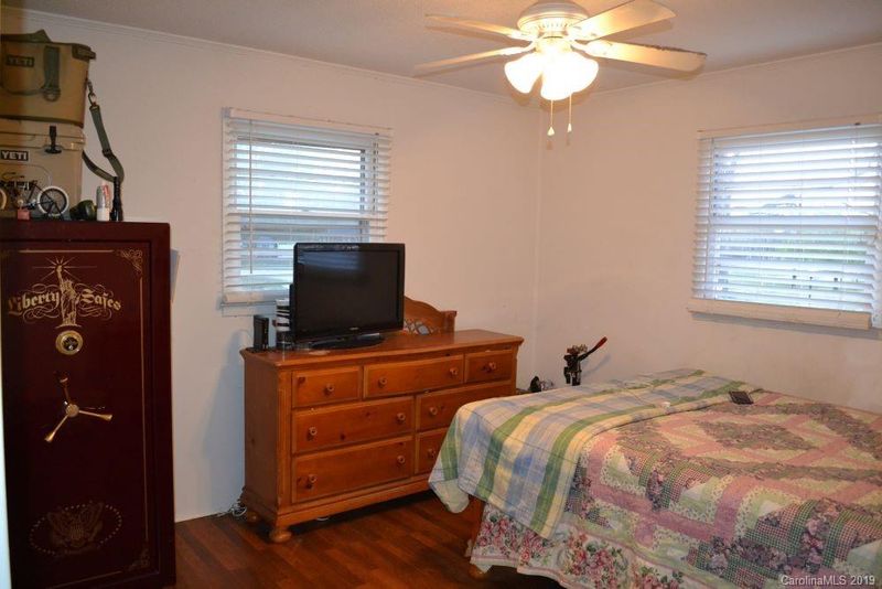 2721 Cane Mill Rd, Lancaster, SC 29720