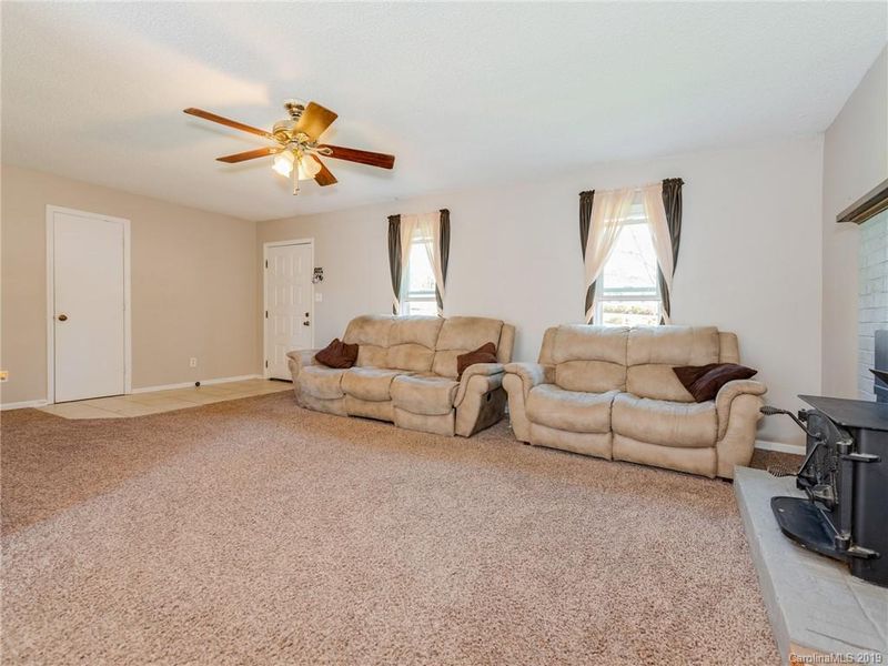 15326 Walnut Cove Dr, Mint Hill, NC 28227