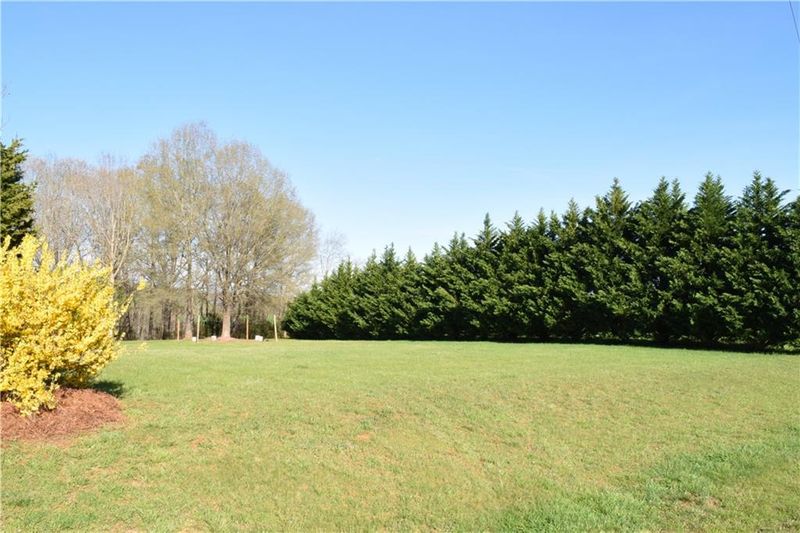 3802 Lai Ber Dr, Conover, NC 28613