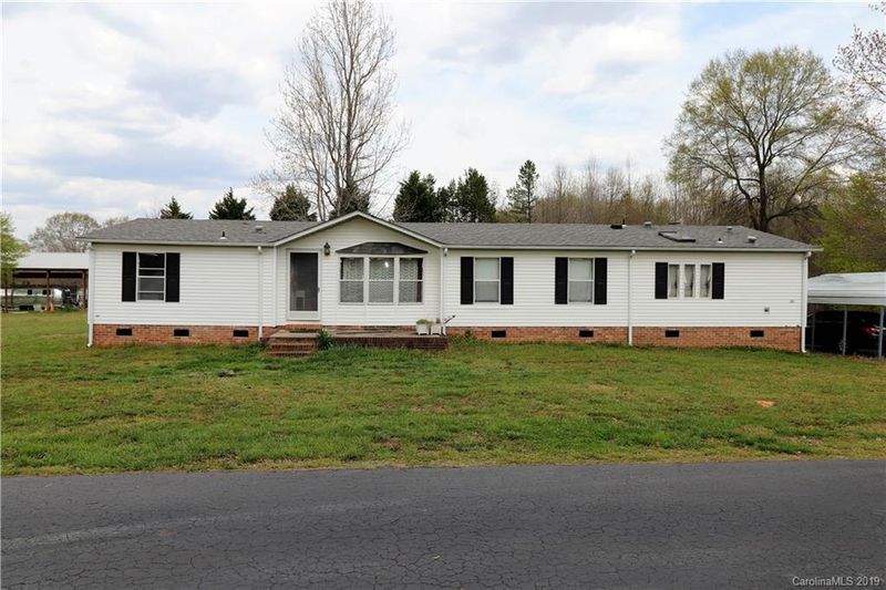 107 Cooks Lake Rd, Gastonia, NC 28056