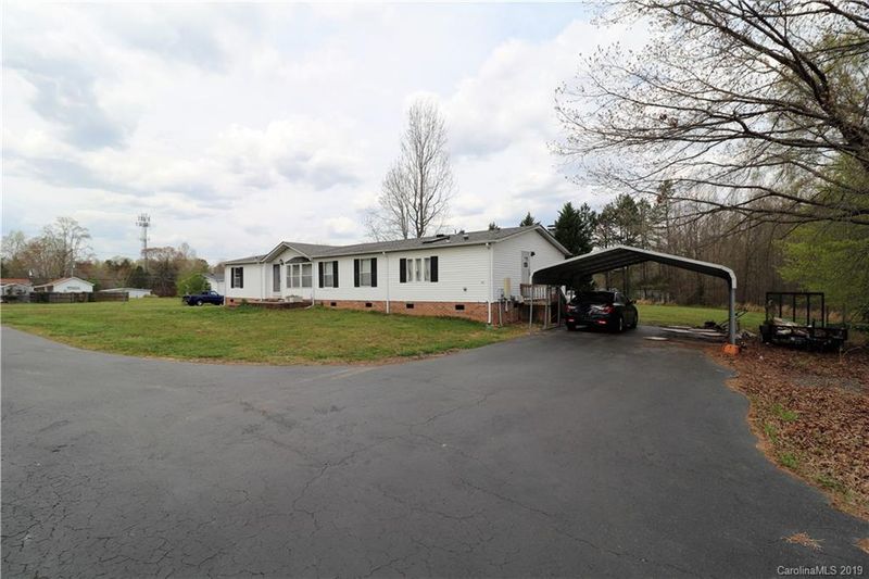 107 Cooks Lake Rd, Gastonia, NC 28056