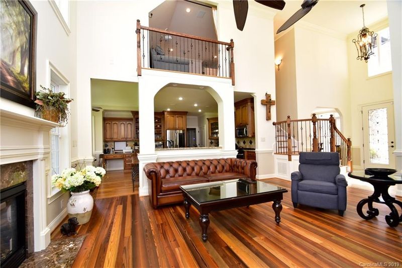 5218 Waterfall Ct, Gastonia, NC 28056