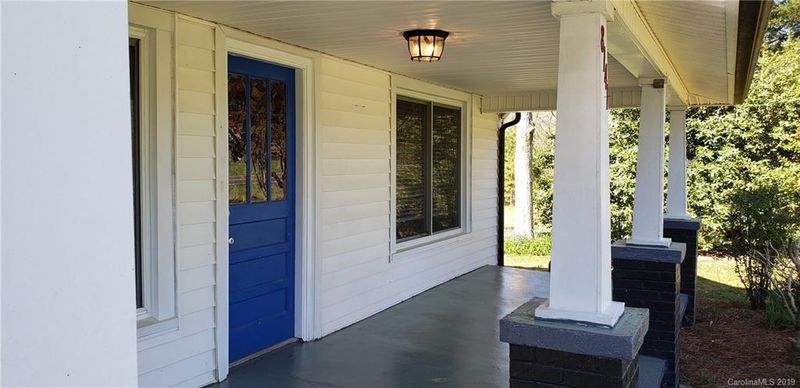 8141 Monbo Rd, Catawba, NC 28609
