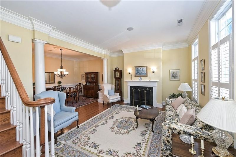 6423 Wakehurst Rd, Charlotte, NC 28226