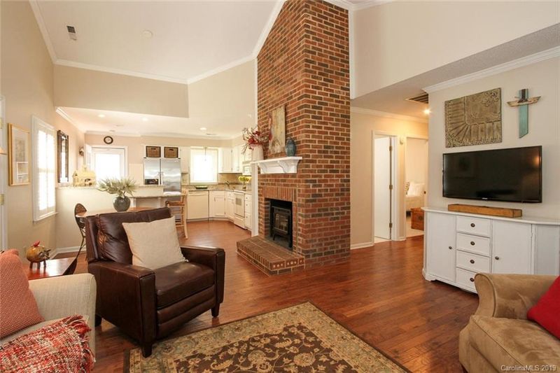 2501 Breuster Dr, Charlotte, NC 28210