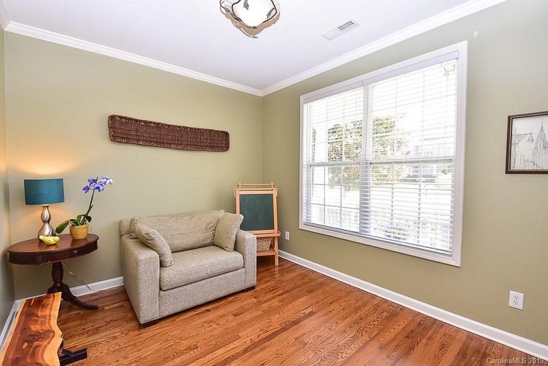 1017 Forbishire Dr, Matthews, NC 28104