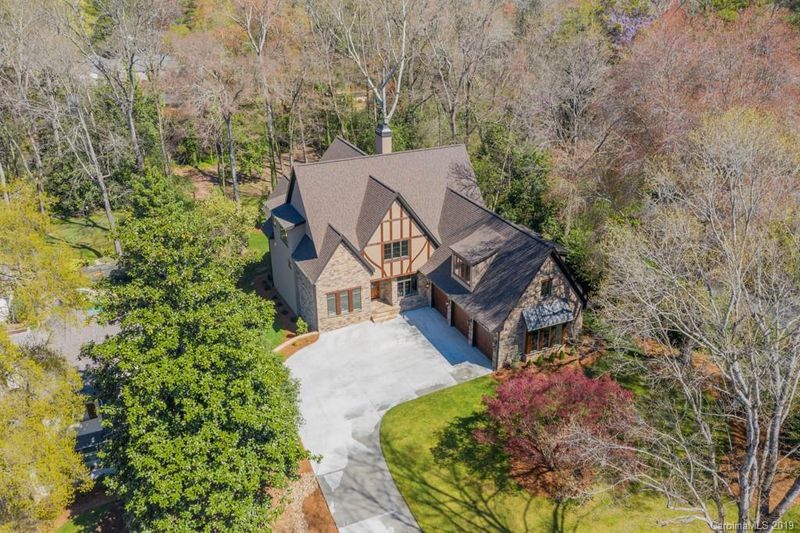 822 Jefferson Dr, Charlotte, NC 28270