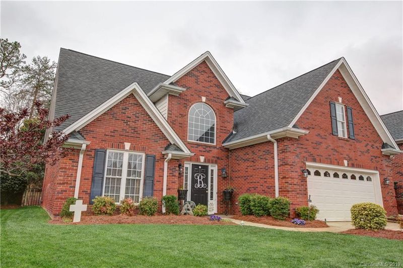 2521 Firethorn Ct, Gastonia, NC 28056
