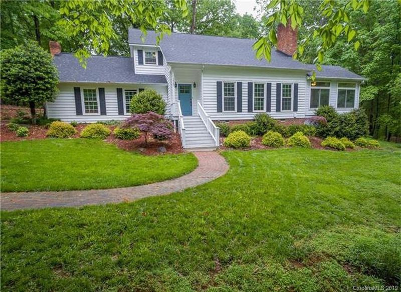 1220 Home Pl, Matthews, NC 28105