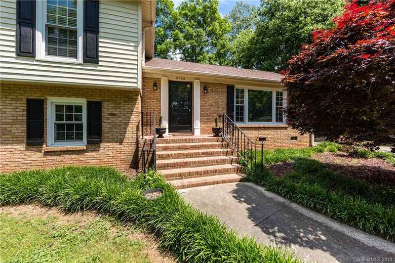 2720 Kennetuck Ct, Charlotte, NC 28273