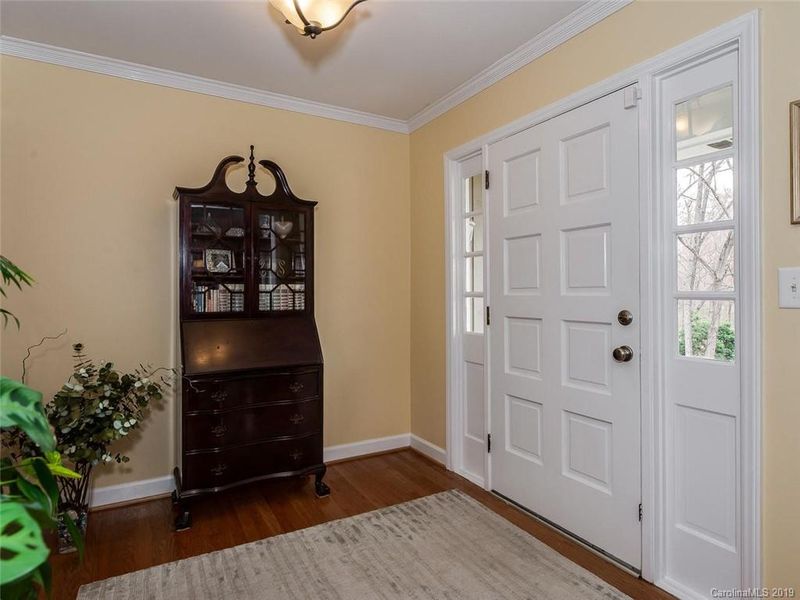 3601 School House Ln, Charlotte, NC 28226