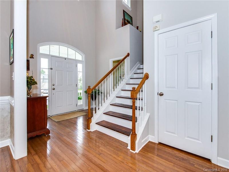 2314 Pine Rn, Tega Cay, SC 29708