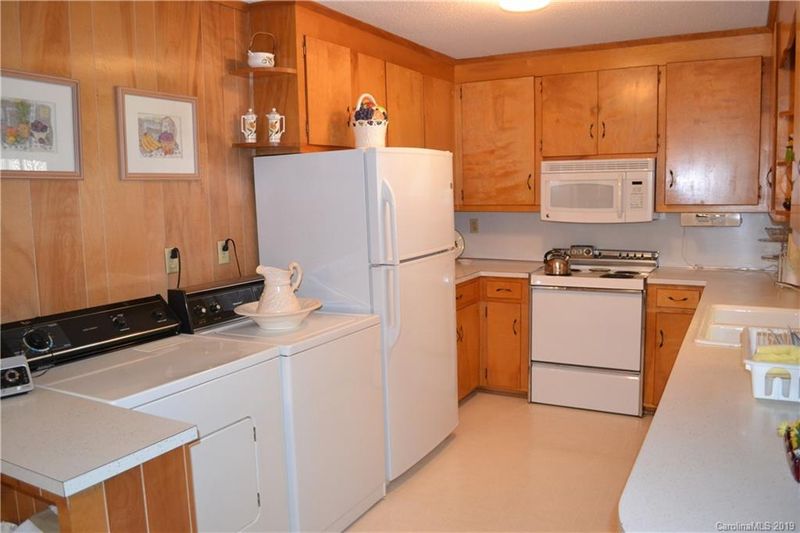 479 Wiggins Rd, Mooresville, NC 28115