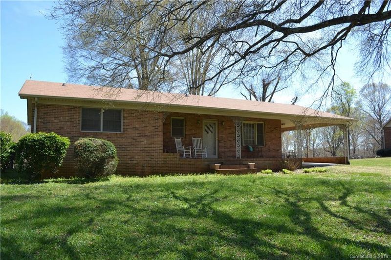 479 Wiggins Rd, Mooresville, NC 28115
