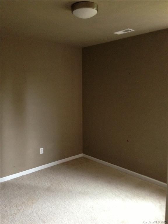 9634 Steele Meadow Rd, Charlotte, NC 28273