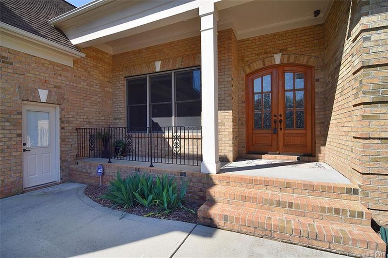 8616 Rolling Fields Rd, Mint Hill, NC 28227