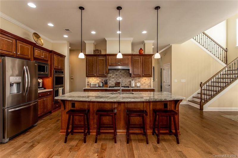 1911 Midtrain Dr #38, Matthews, NC 28105