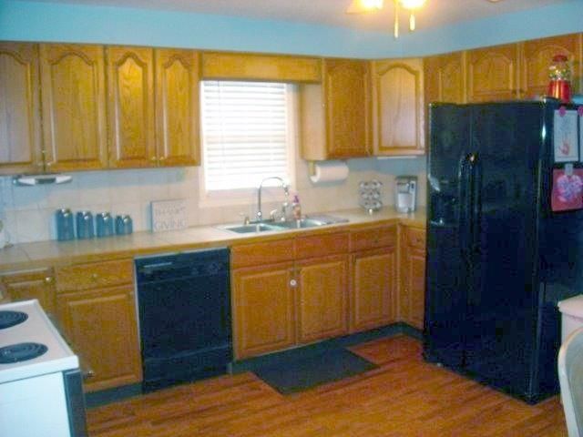 5168 Harris Farm Rd, Hickory, NC 28602