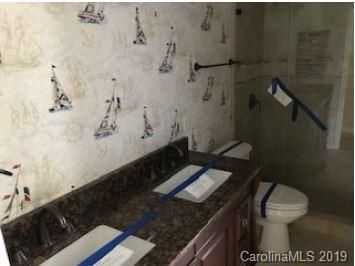 21653 Crown Lake Dr, Cornelius, NC 28031