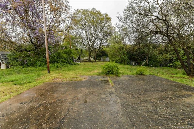 504 Colony Rd, Monroe, NC 28112