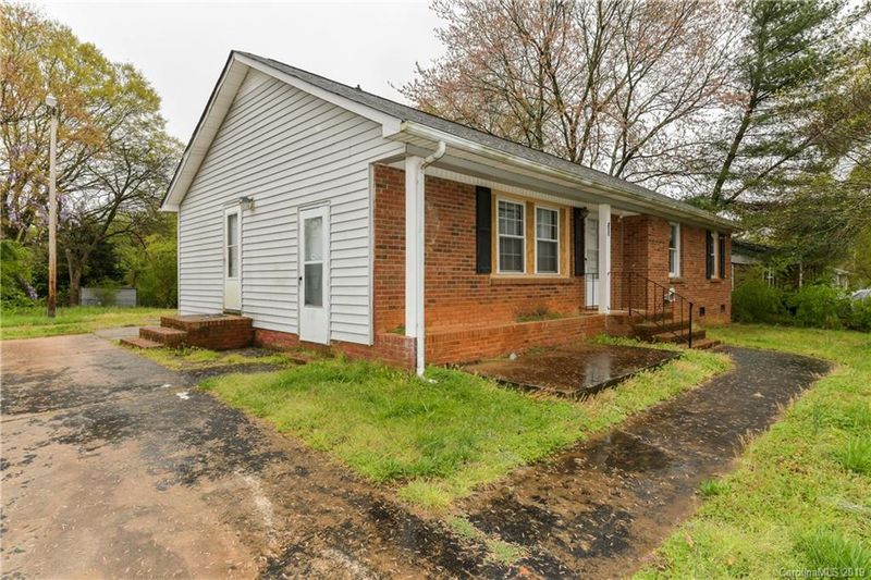 504 Colony Rd, Monroe, NC 28112