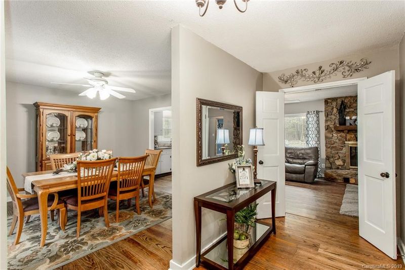 6620 Pleasure Dr, Waxhaw, NC 28173
