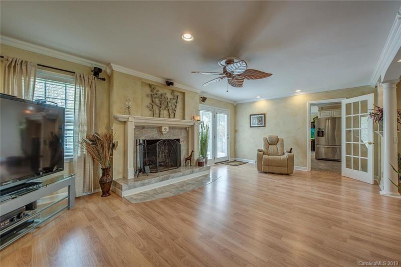 4511 Binwhe Ln, Gastonia, NC 28052